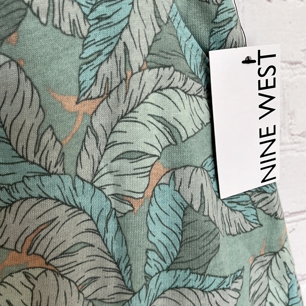 NWT Nine West Colorful Feather Drawstring  Skirt With Pockets Size Medium - Picture 2 of 4